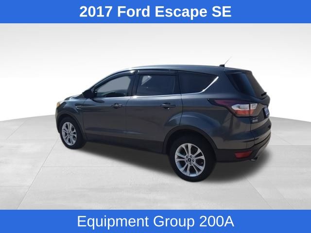 2017 Ford Escape SE photo 3