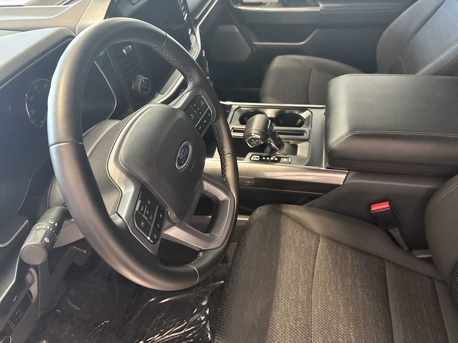 2023 Ford F-150 XLT photo 18