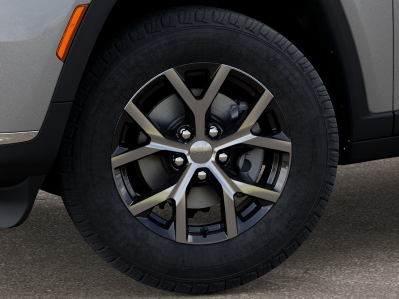 2025 Jeep Grand Cherokee Limited photo 4