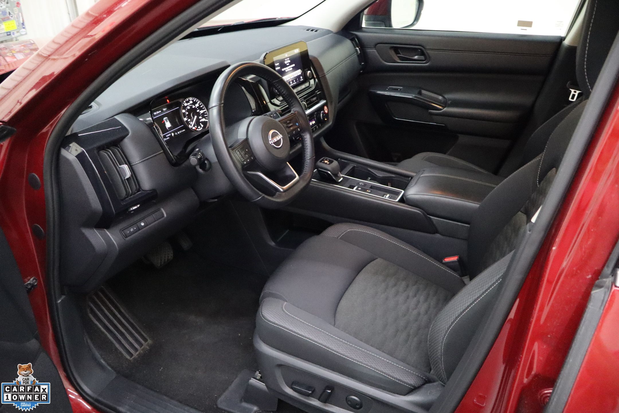 2024 Nissan Pathfinder SV photo 21