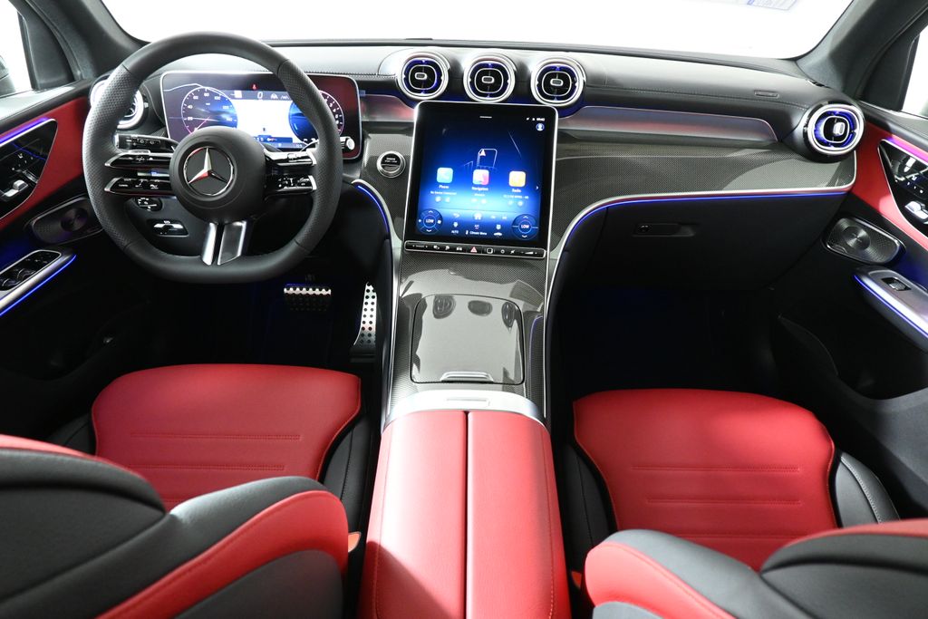 2025 Mercedes Benz GLC 350e 4MATIC photo 4