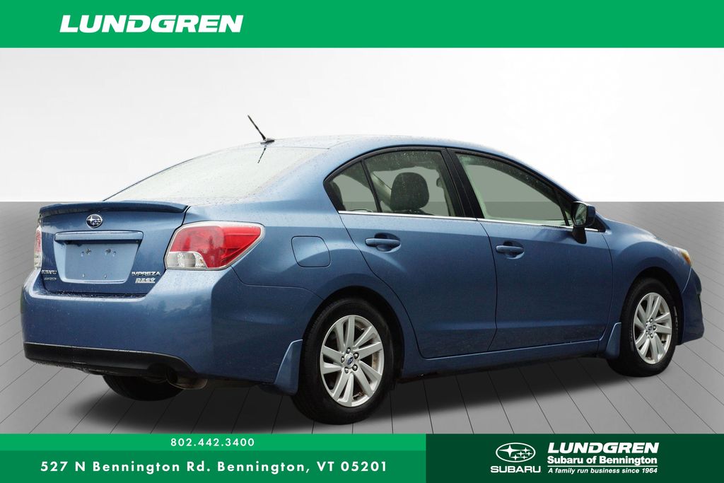 2015 Subaru Impreza 2.0i Premium photo 2