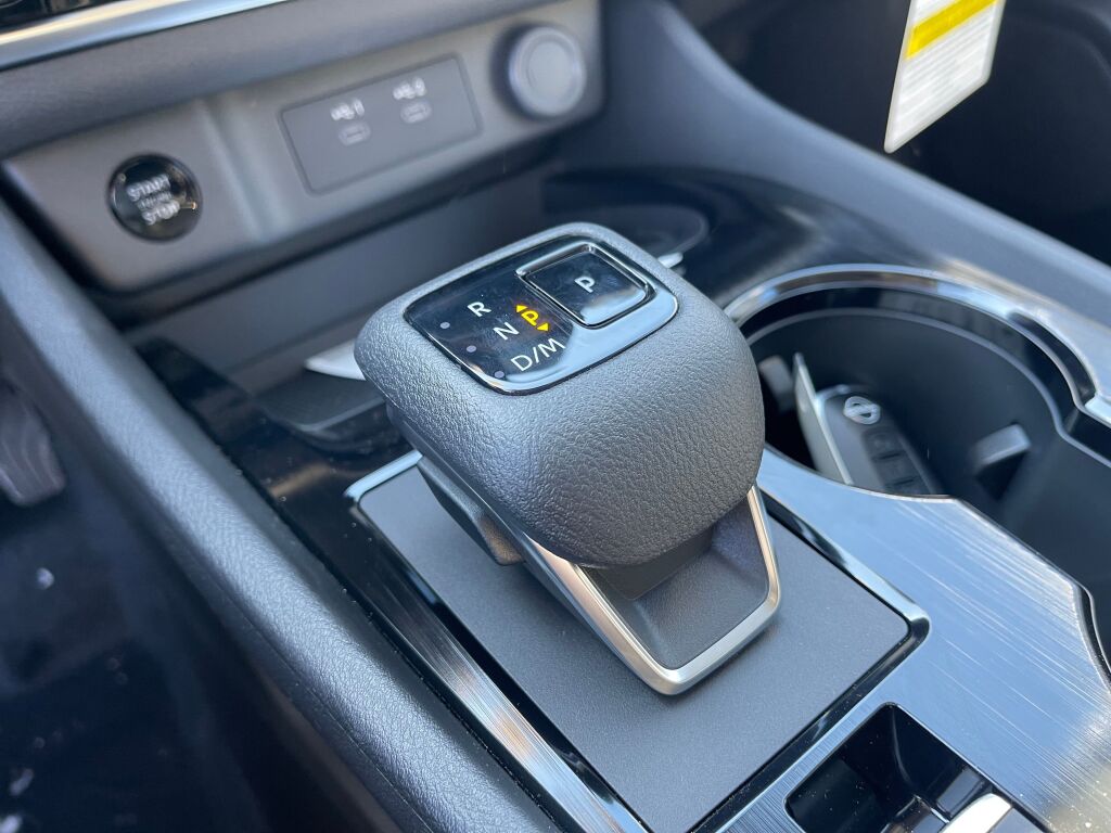 2026 Nissan Rogue SV photo 9