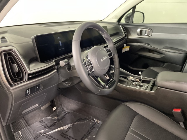 2025 Kia Sorento S photo 20