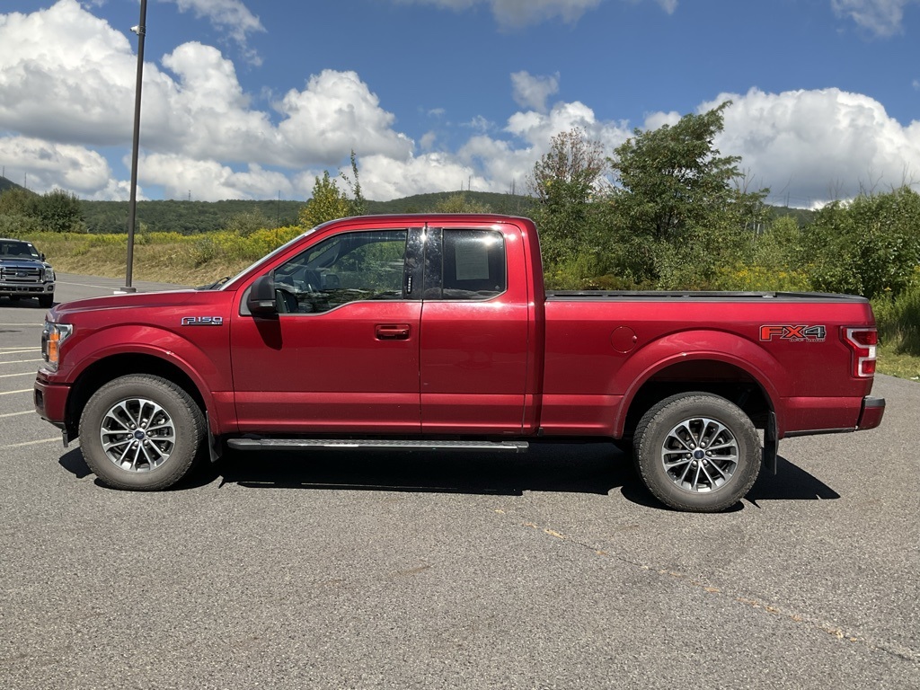 2019 Ford F-150 XLT photo 17