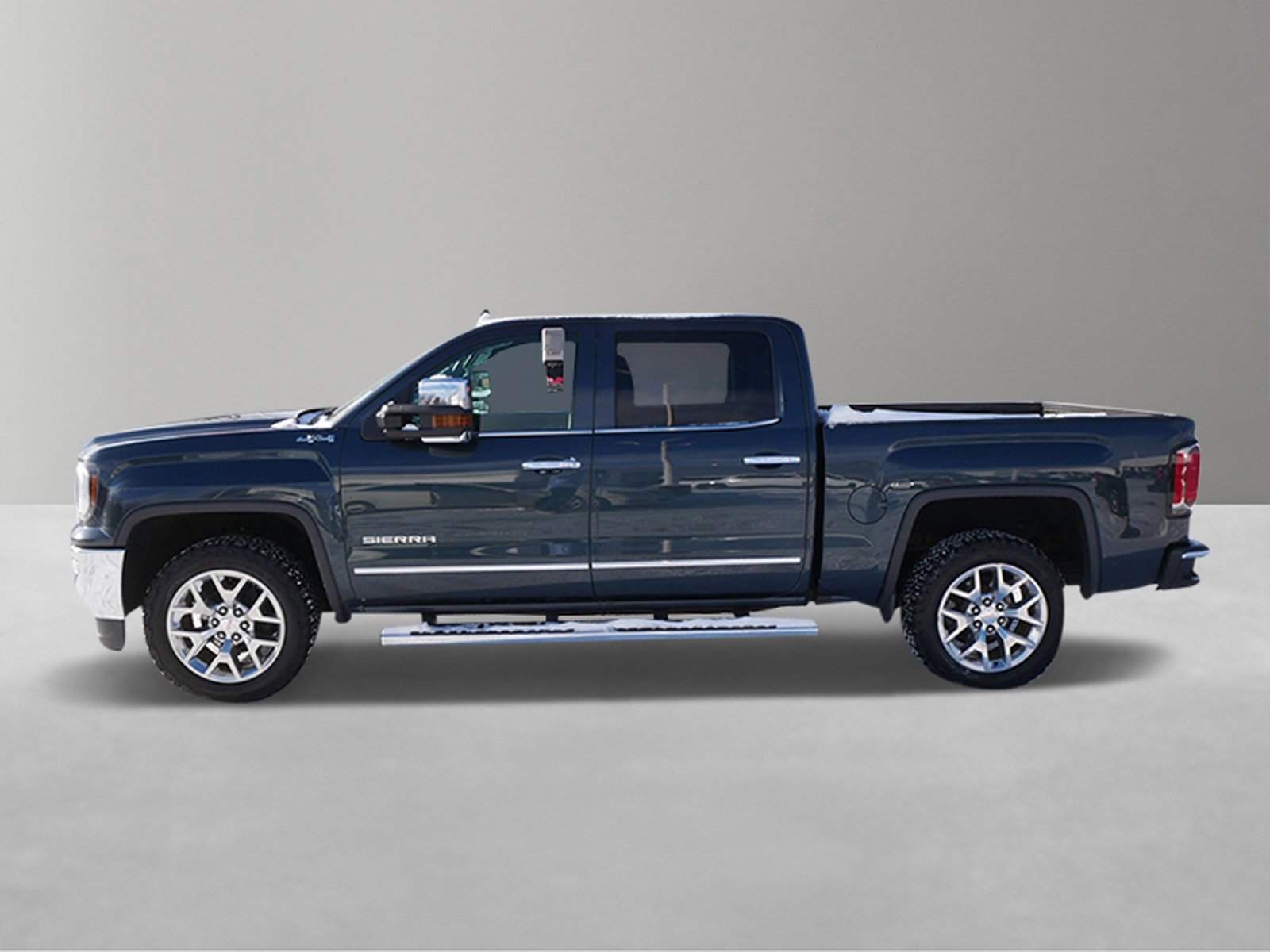 Used 2017 GMC Sierra 1500 SLT with VIN 3GTU2NEJ6HG338830 for sale in White Bear Lake, Minnesota