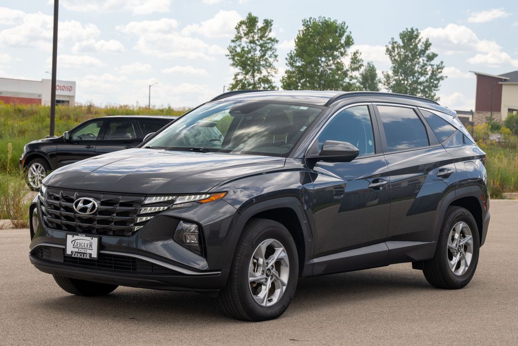 2024 Hyundai Tucson SEL photo 2