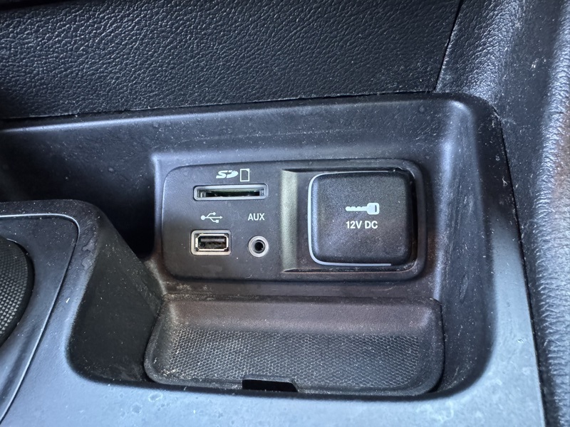 2017 Jeep Cherokee Latitude photo 29
