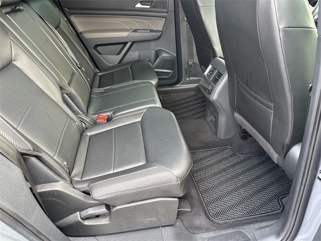 2021 Volkswagen Atlas Cross Sport SE Technology photo 13