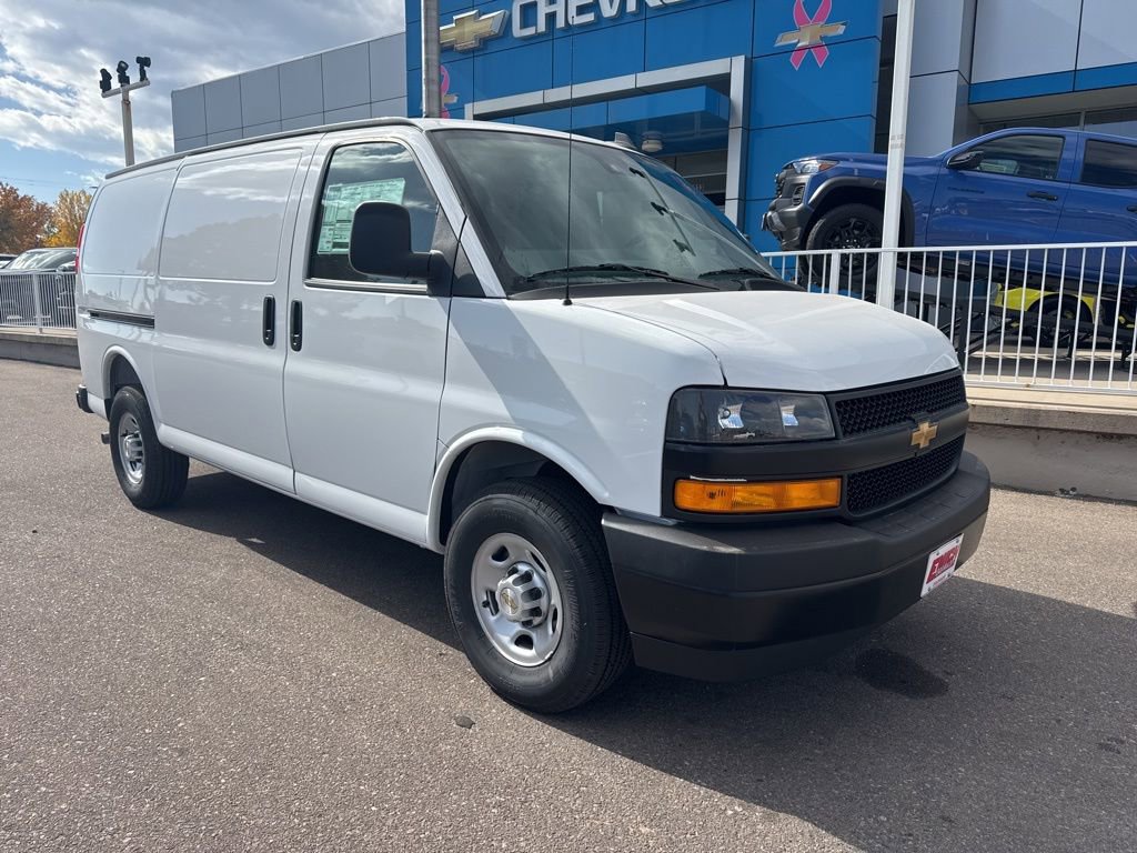 2025 Chevrolet Express Cargo Work Van's photo