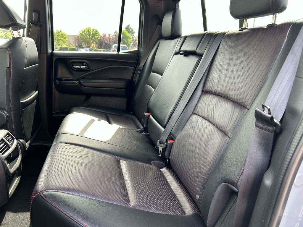 2023 Honda Ridgeline Black Edition photo 25
