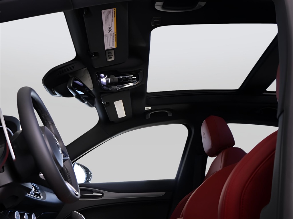 2025 Alfa Romeo Stelvio Sprint Base photo 34