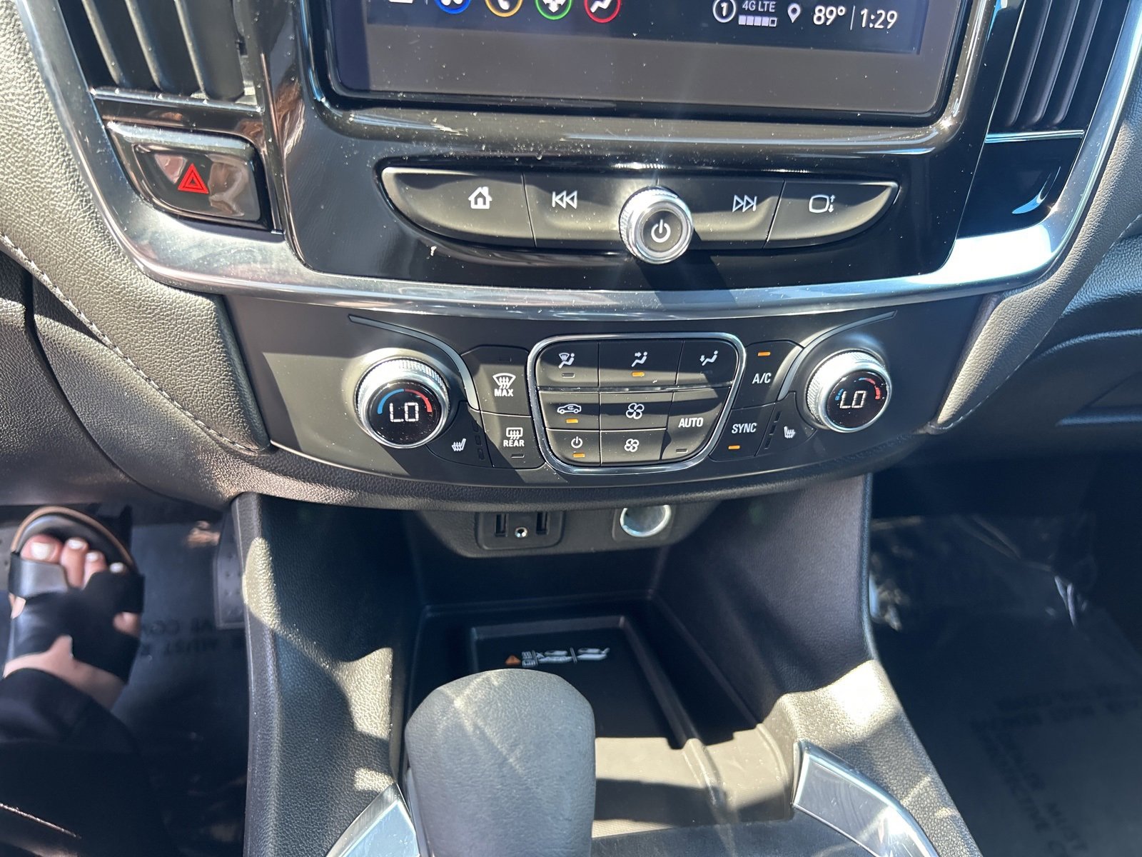 2023 Chevrolet Traverse Cloth photo 24