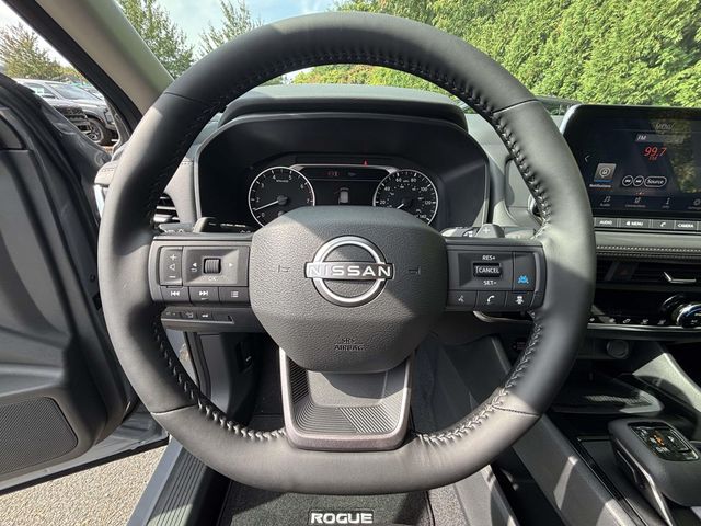 2026 Nissan Rogue SV photo 17