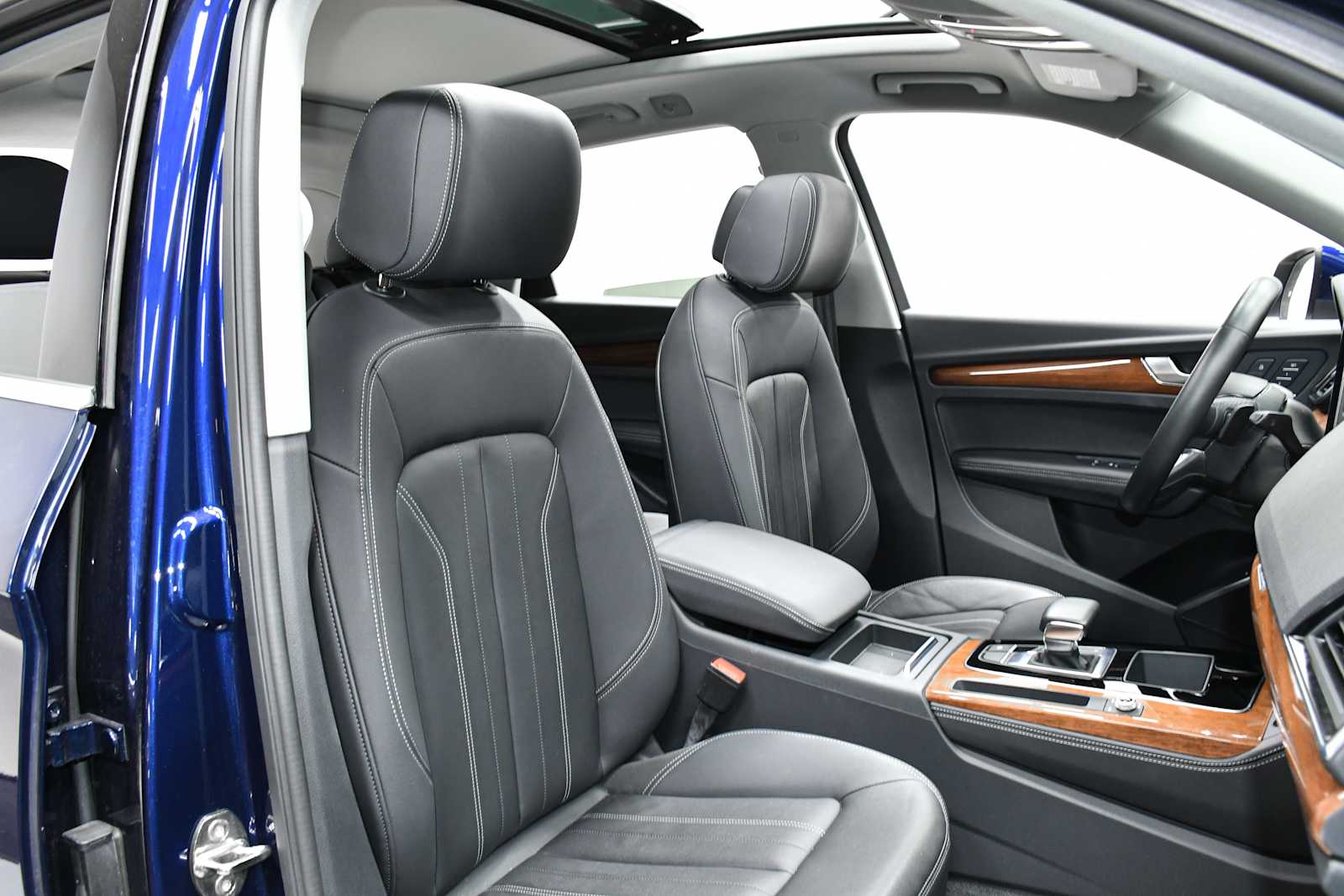 2022 Audi Q5 S line Premium Plus photo 22