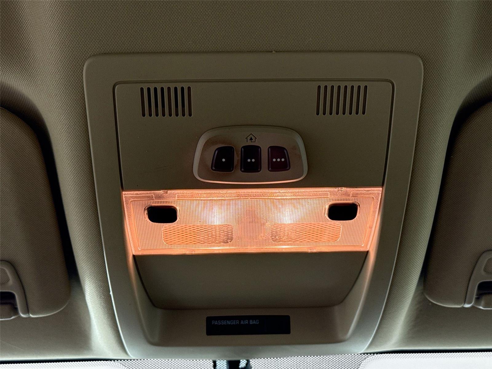 2013 Chevrolet Tahoe LT photo 19