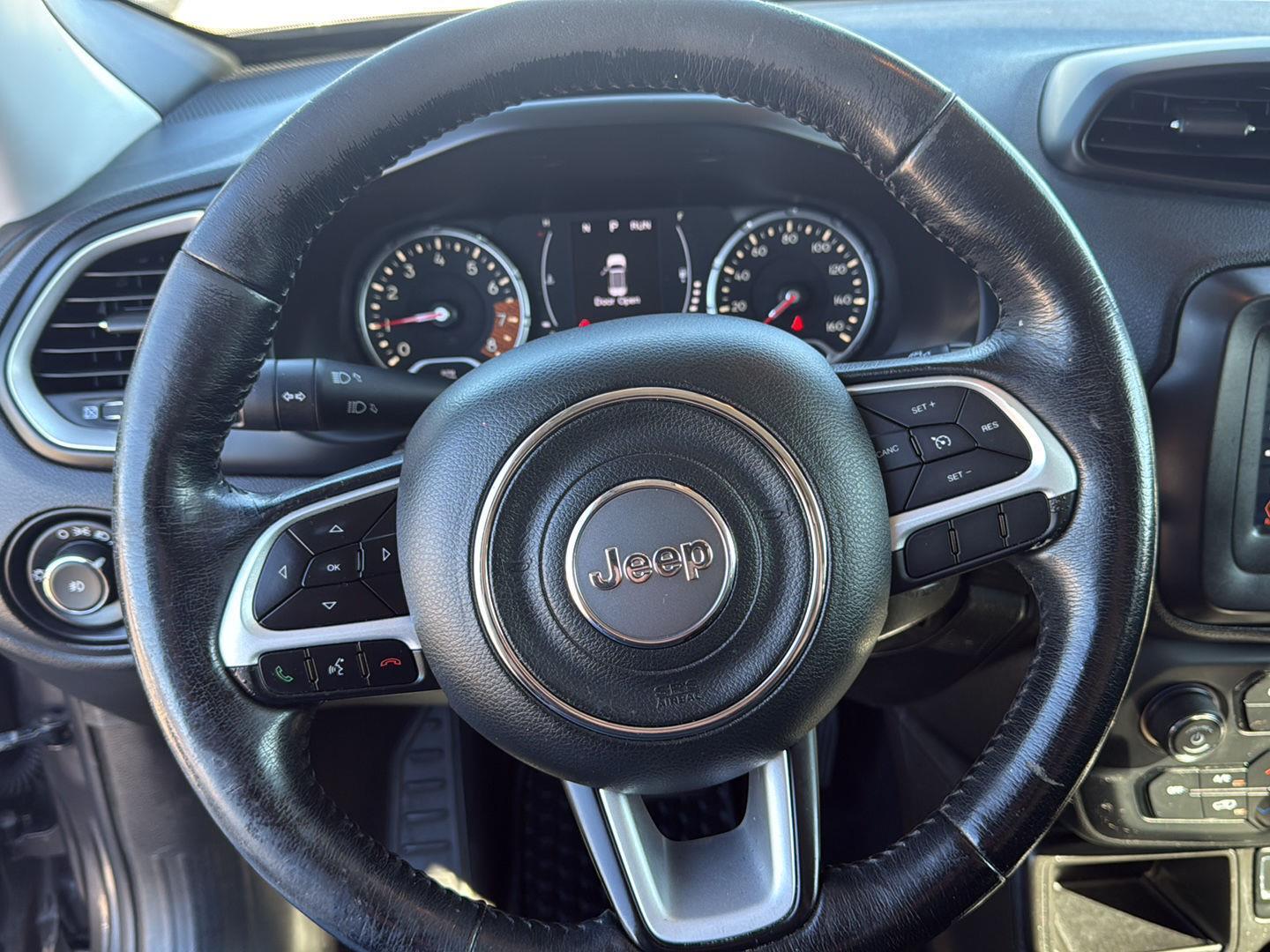 2020 Jeep Renegade Latitude photo 14