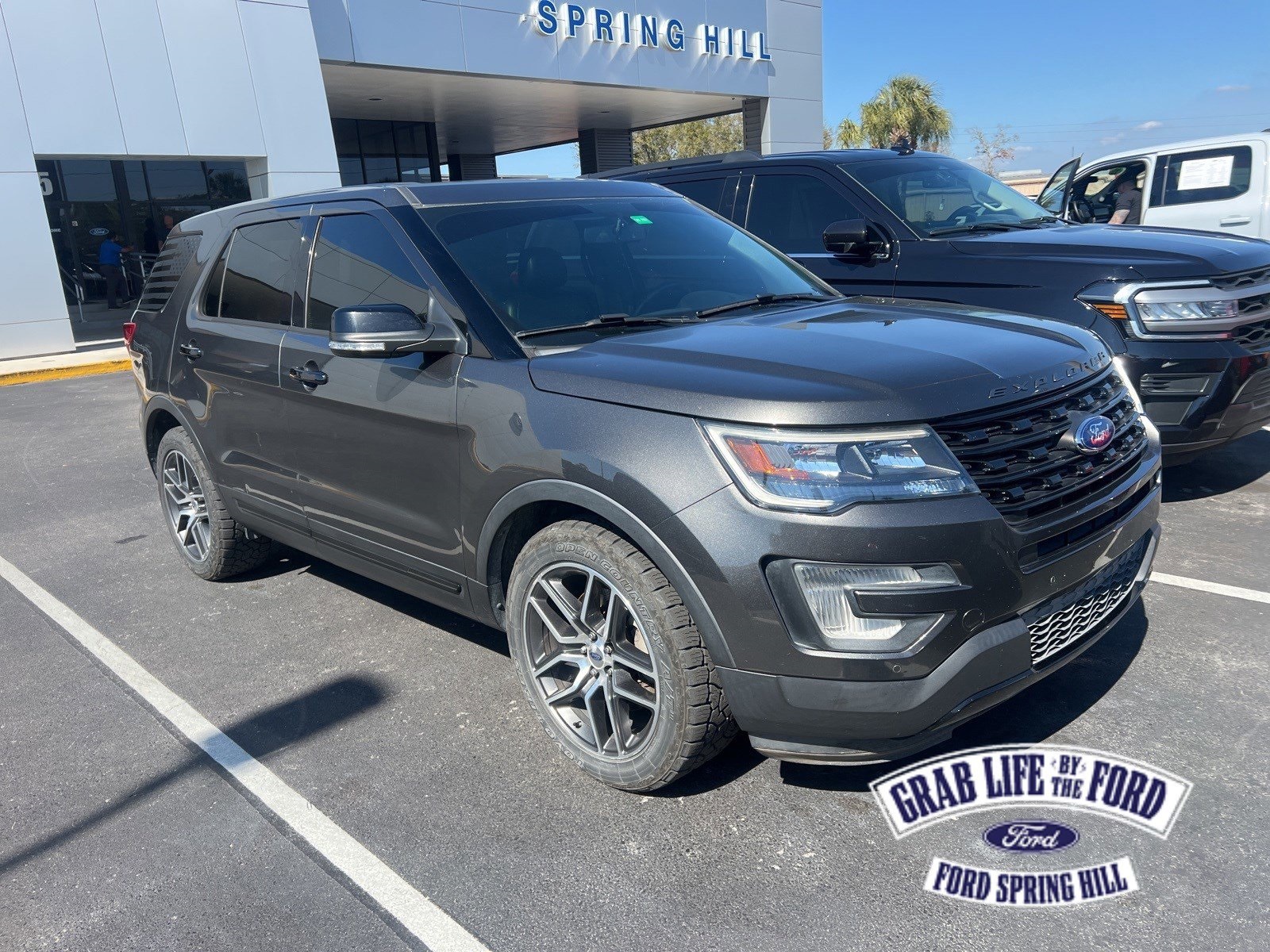 2017 Ford Explorer Sport