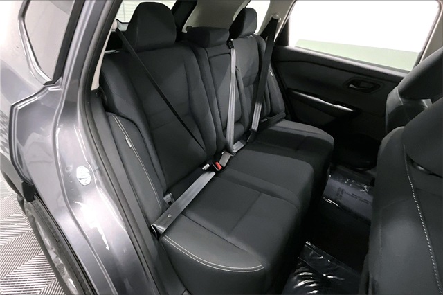 2025 Nissan Rogue S photo 31