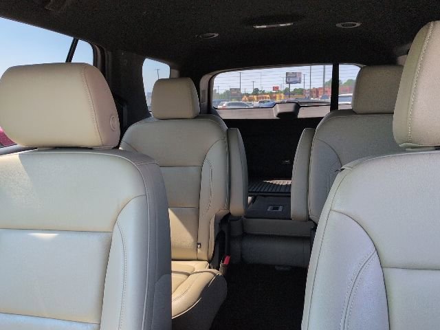 2022 Chevrolet Traverse Leather photo 9