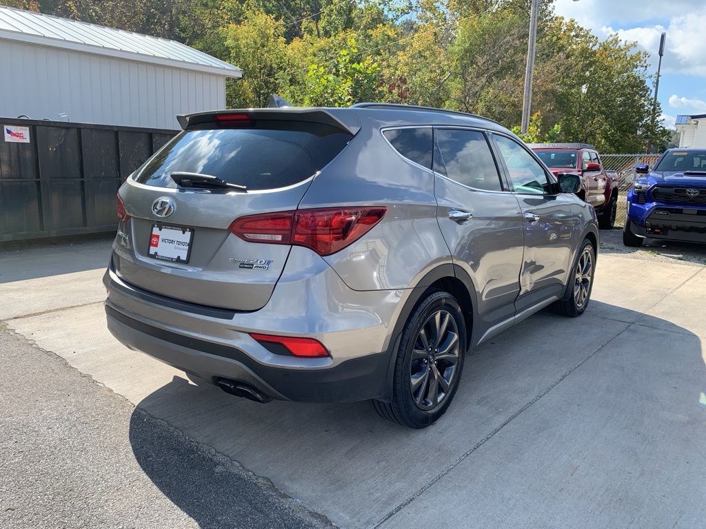 2018 Hyundai Santa Fe Sport 2.0T Ultimate photo 3
