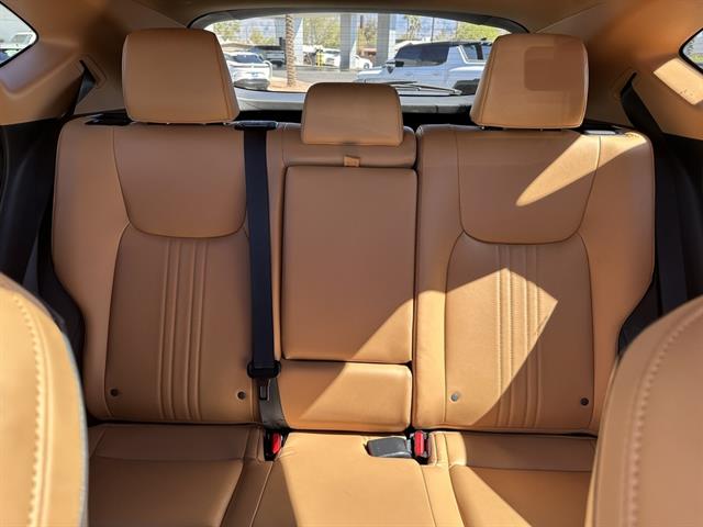 2025 Lexus NX 350h Premium photo 15