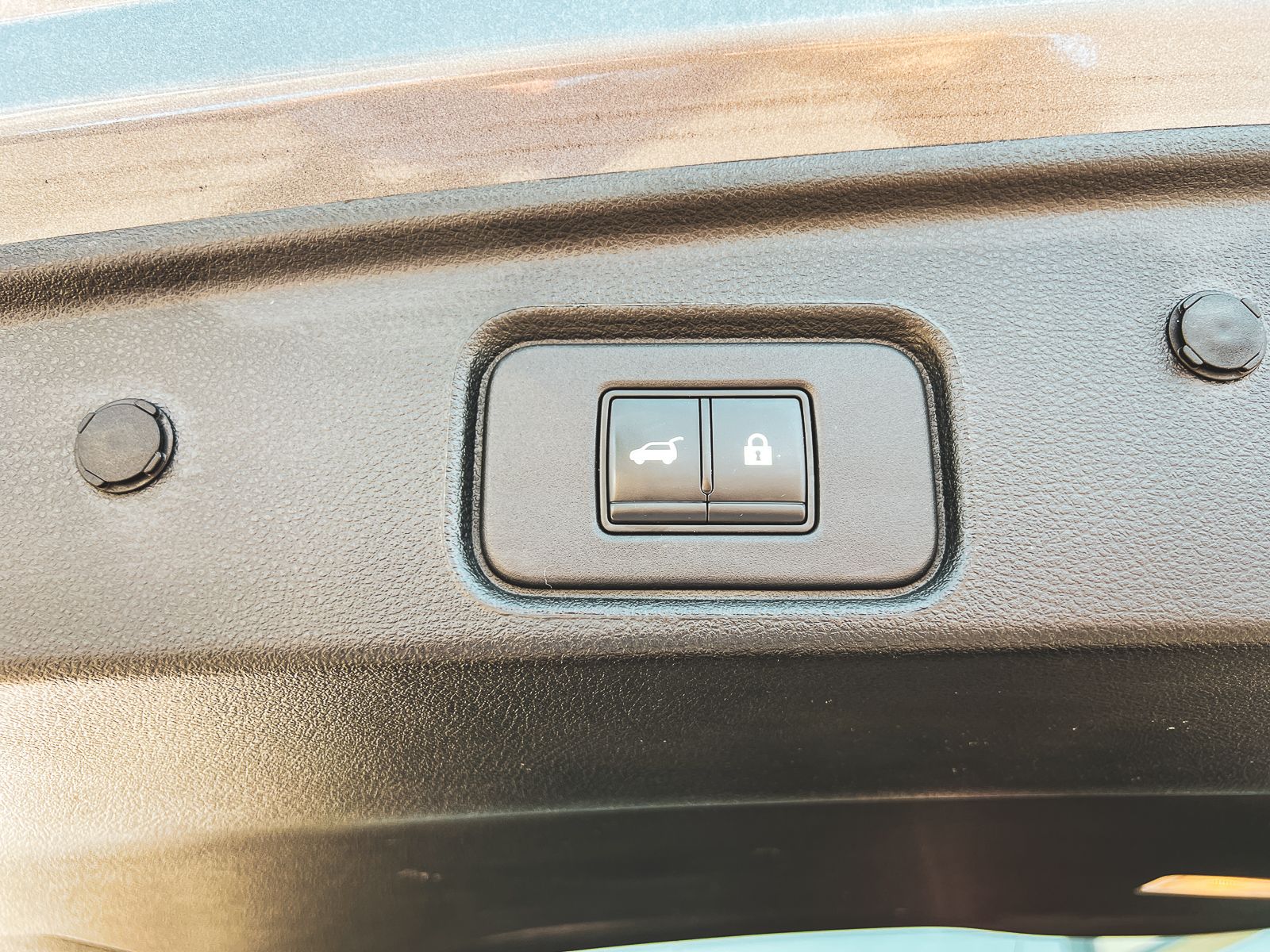 2022 Nissan Pathfinder SL photo 6