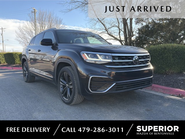 Pre-Owned 2022 Volkswagen Atlas Cross Sport 3.6L V6 SEL R-Line