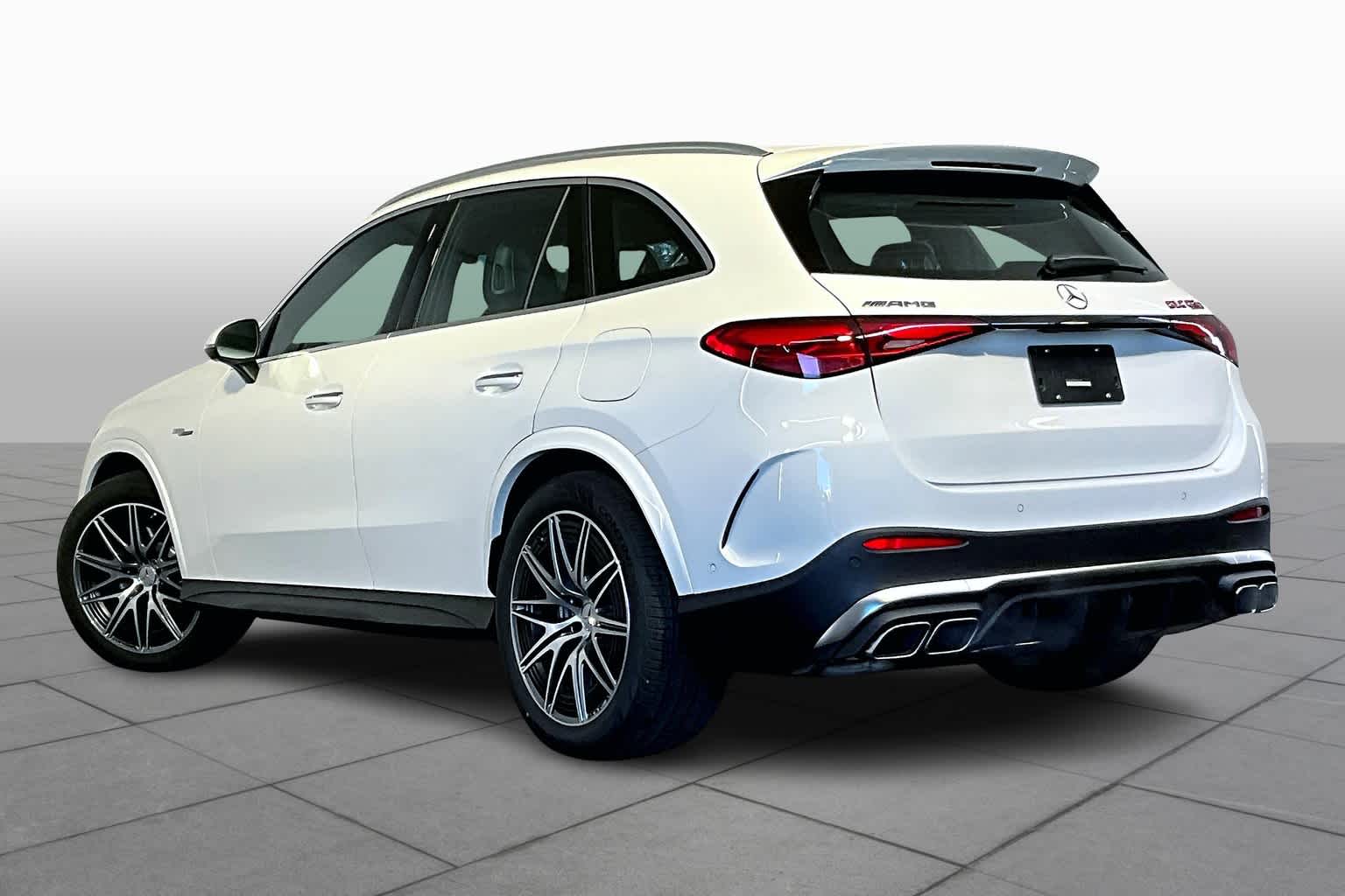 2025 Mercedes Benz GLC AMG 63 E PERFORMANCE photo 3
