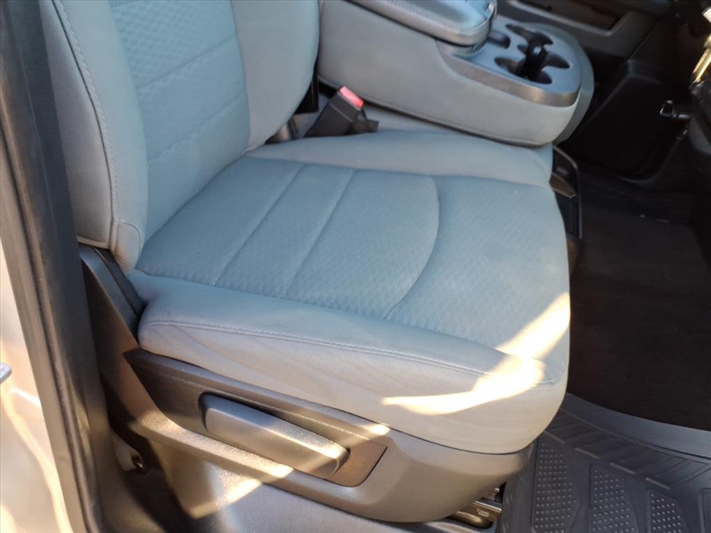 2014 Ram 2500 SLT photo 28
