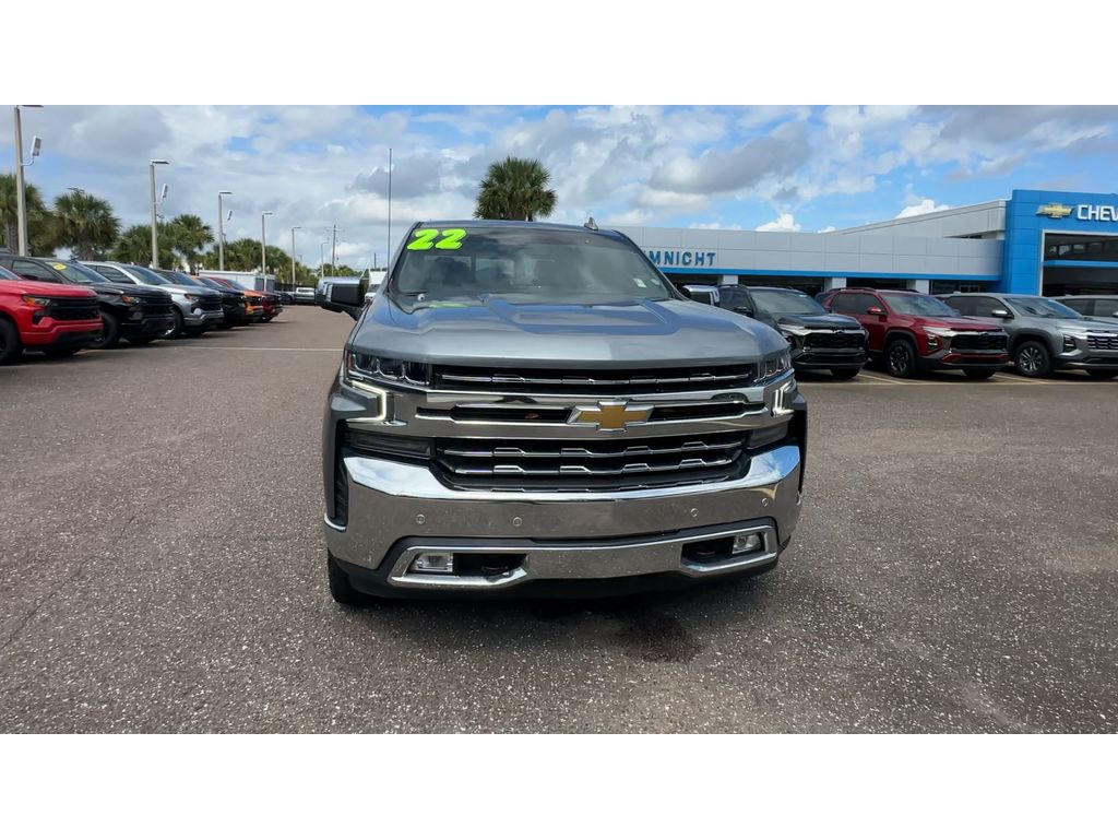2022 Chevrolet Silverado 1500 LTZ photo 3