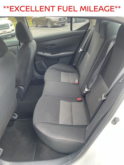 2024 Nissan Sentra SV photo 6