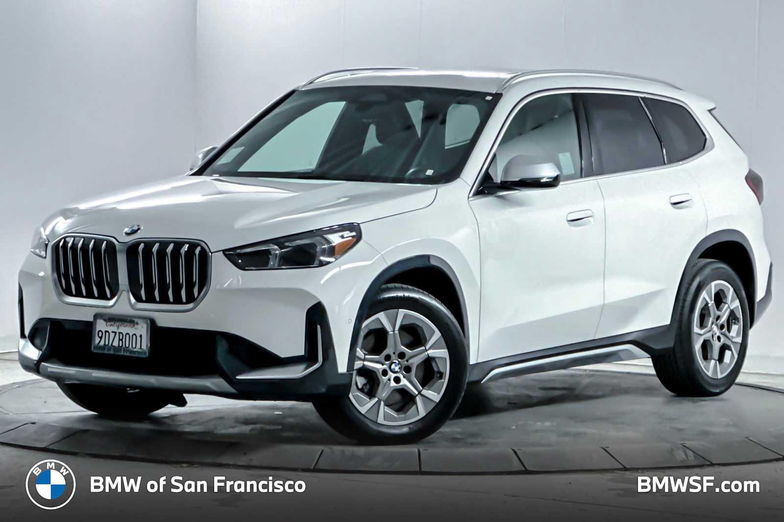 2023 BMW X1 28i's photo