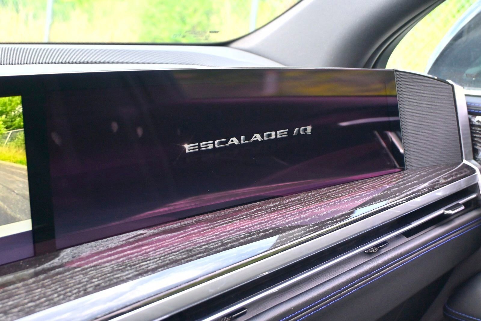 2025 Cadillac Escalade IQ Sport photo 7