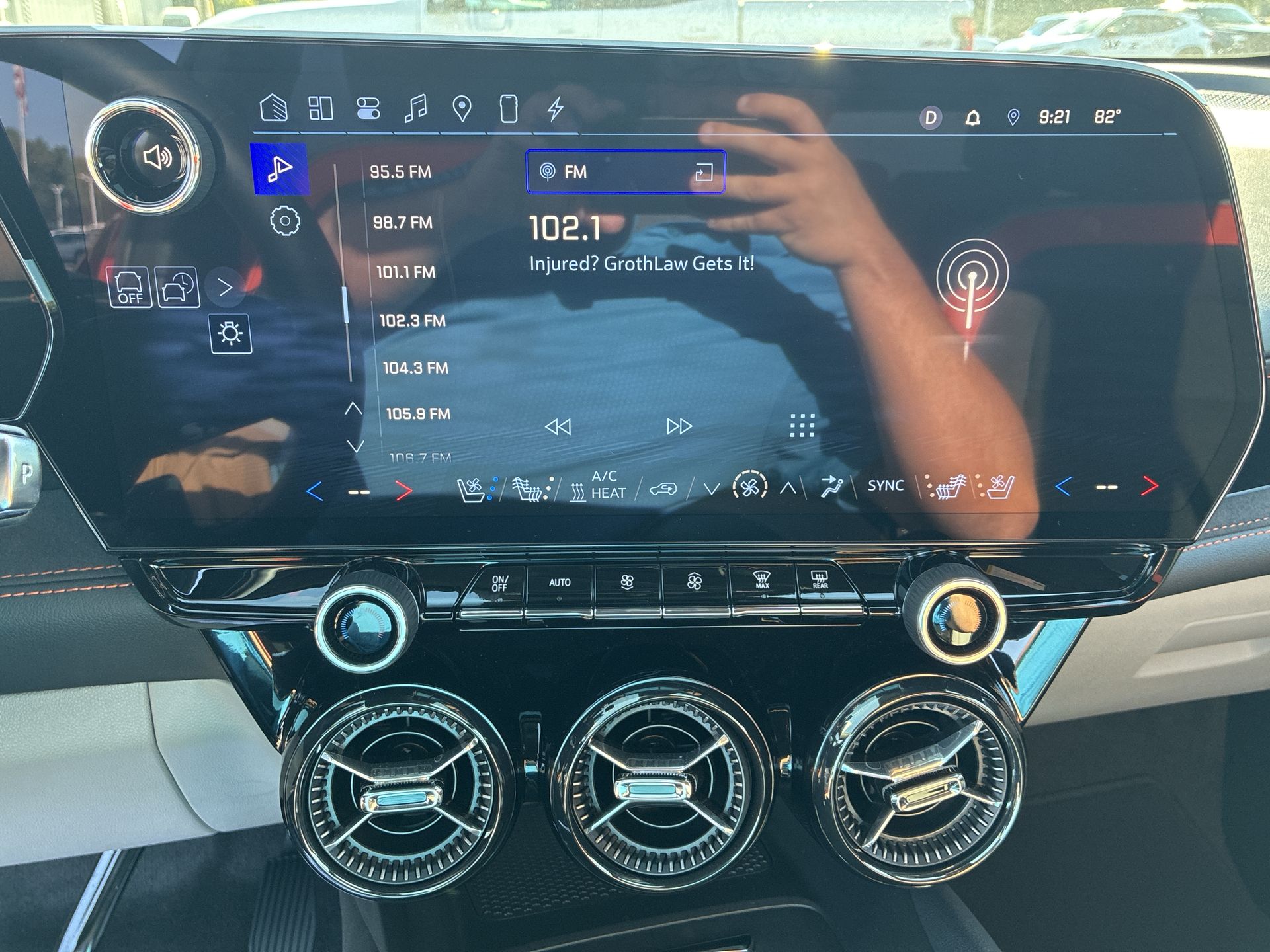 2025 Chevrolet Blazer EV photo 13
