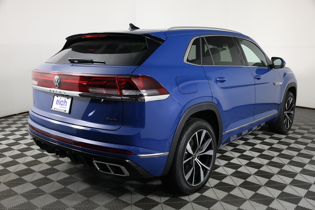 2025 Volkswagen Atlas Cross Sport SEL Premium R-Line photo 3