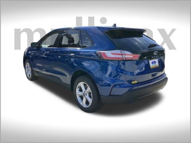 2024 Ford Edge SE photo 3