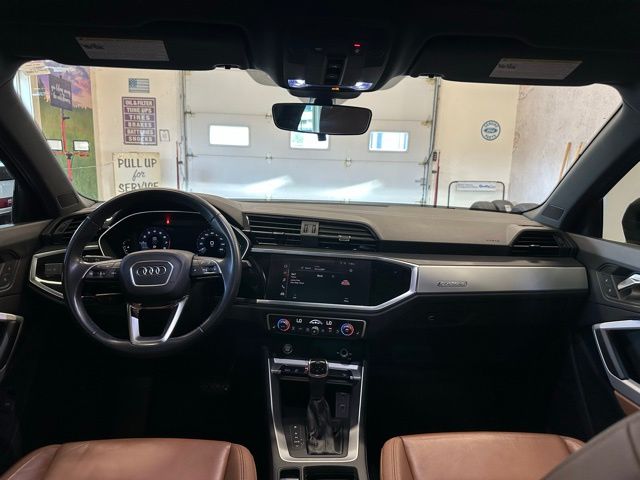 2020 Audi Q3 Premium photo 26