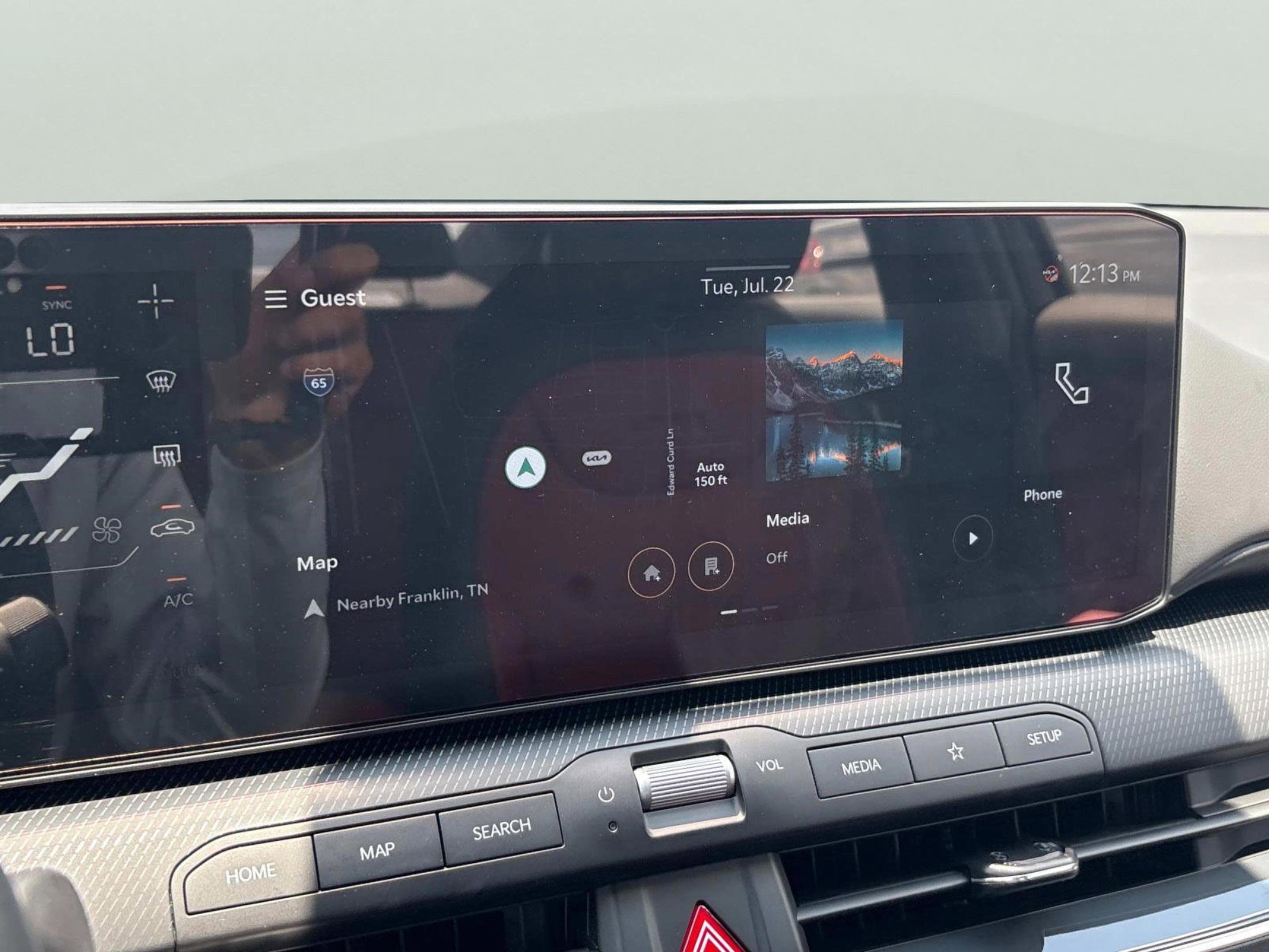 2025 Kia K4 GT-Line photo 29