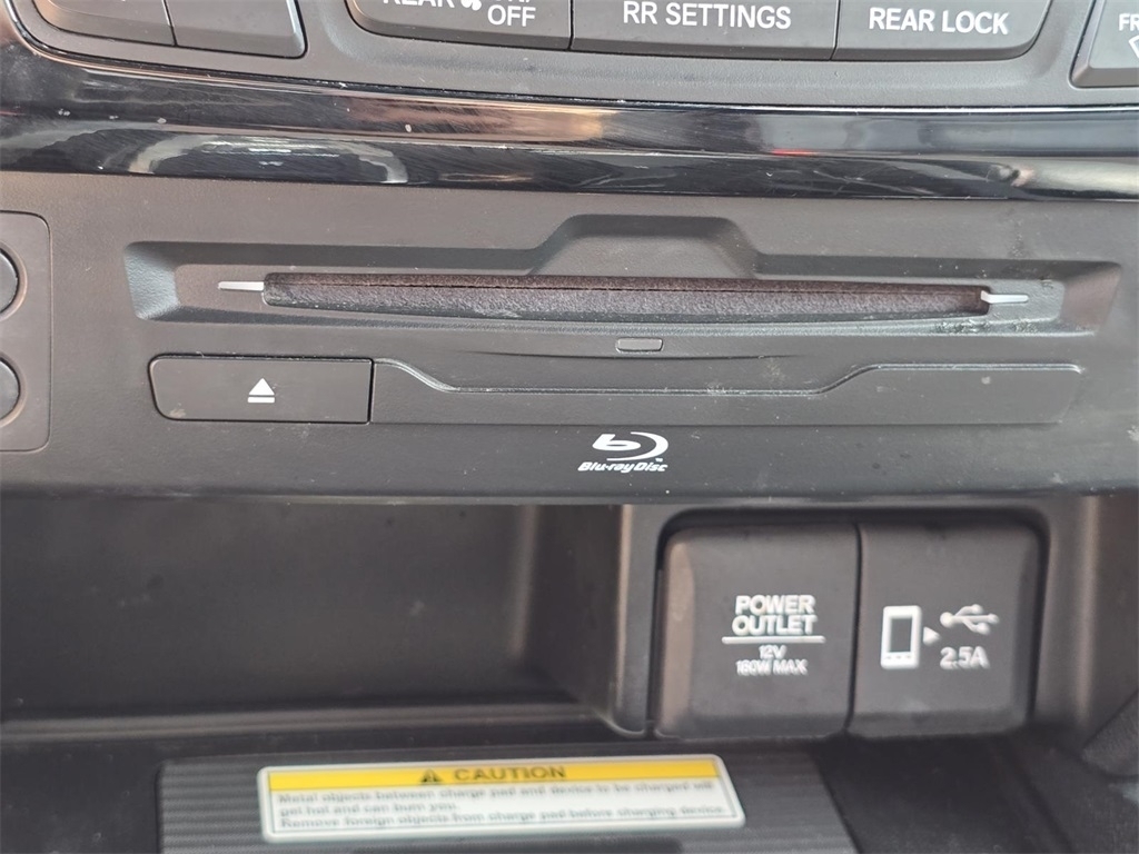 2021 Honda Pilot Black Edition photo 4
