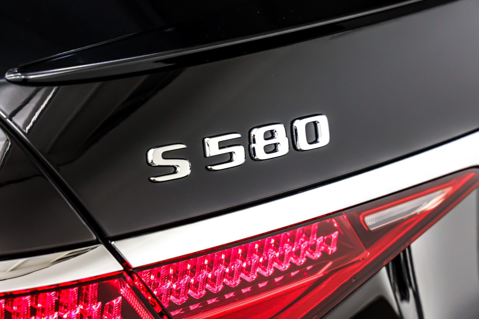 New 2024 MercedesBenz SClass S 580 Sedan in Newport Beach N179718