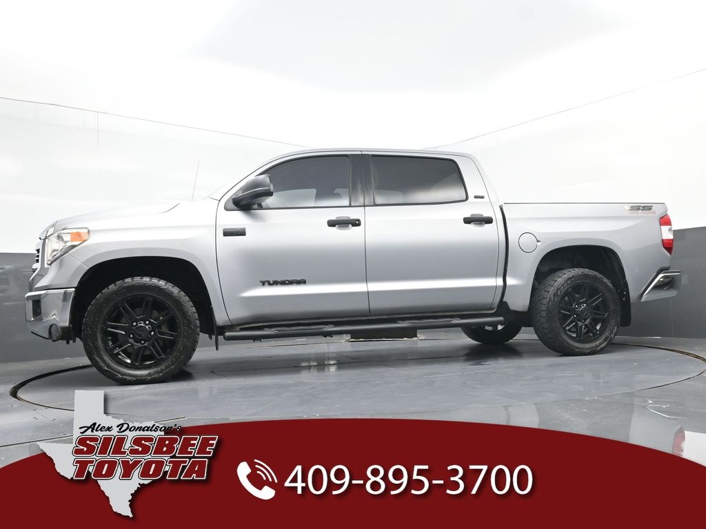 2017 Toyota Tundra SR5 photo 17