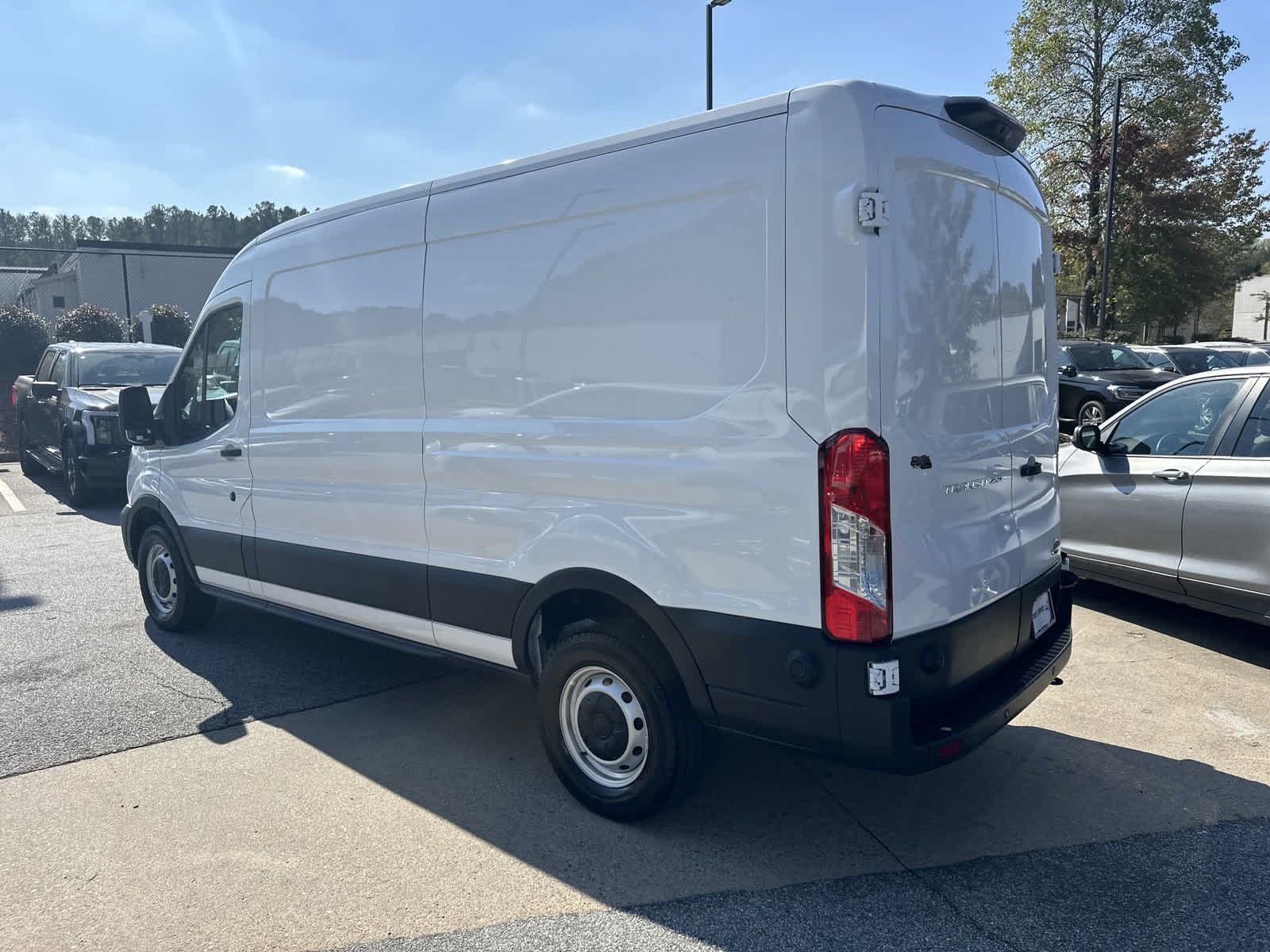 2024 Ford Transit Cargo Van photo 4