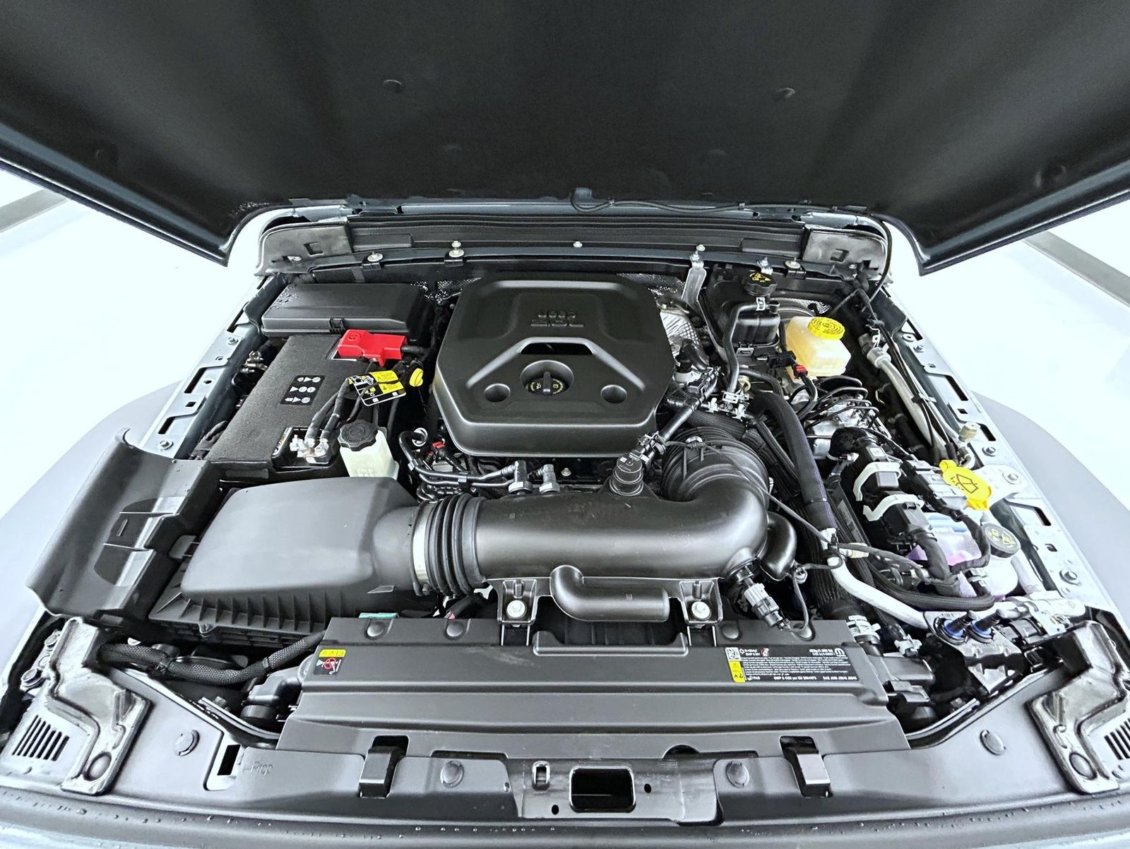 2025 Jeep Wrangler Sport S photo 23