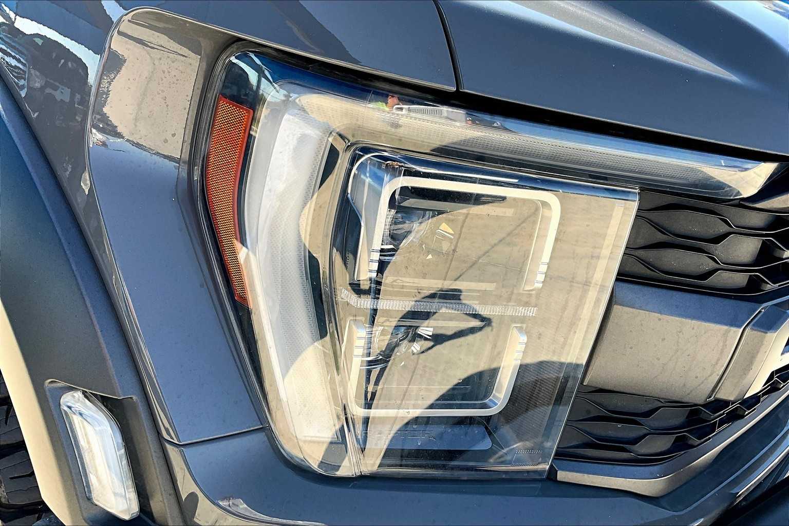 2021 Ford F-150 Raptor photo 25