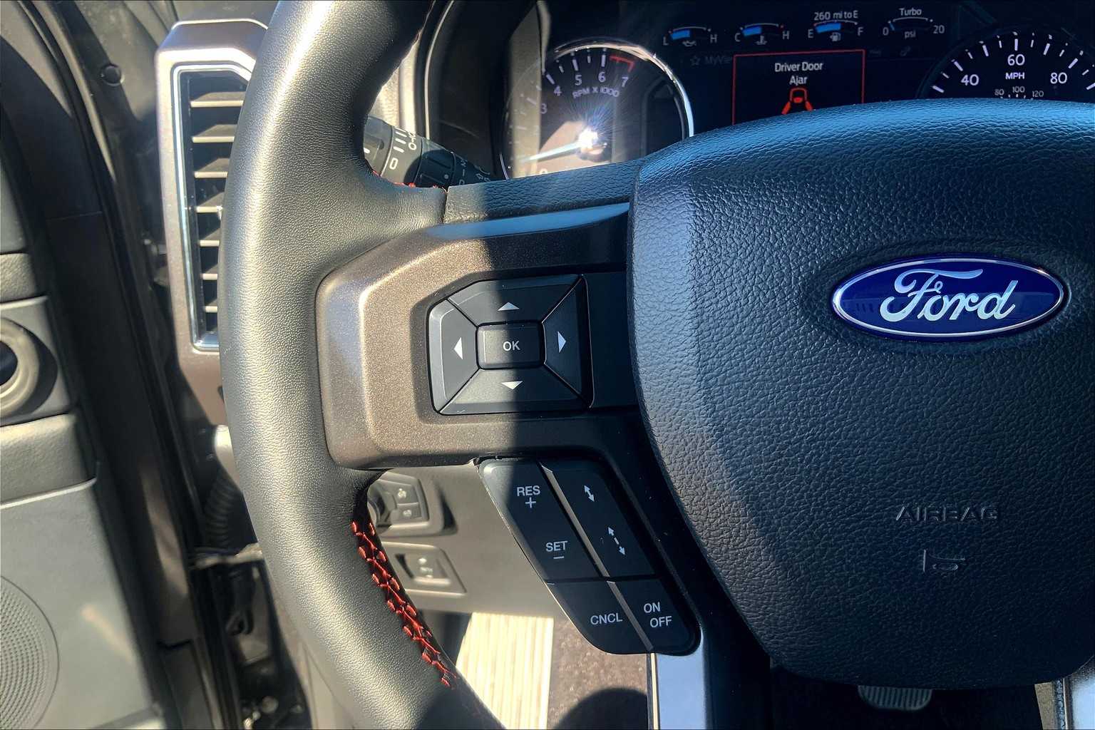 2021 Ford Expedition Limited photo 24