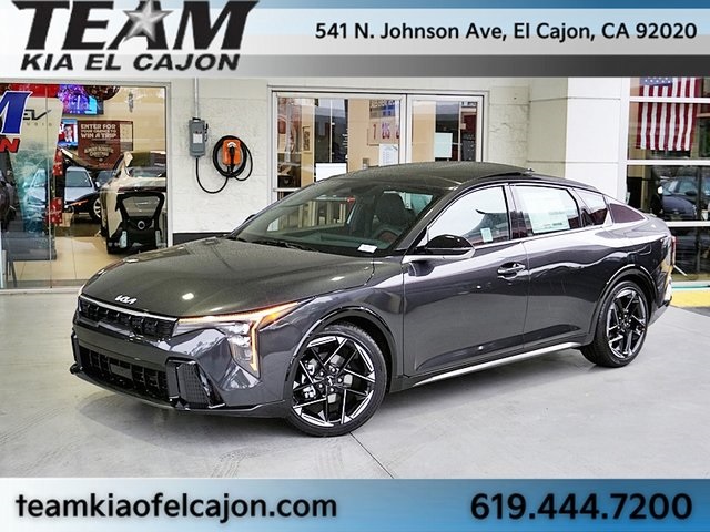 2026 Kia K4 GT-Line's photo