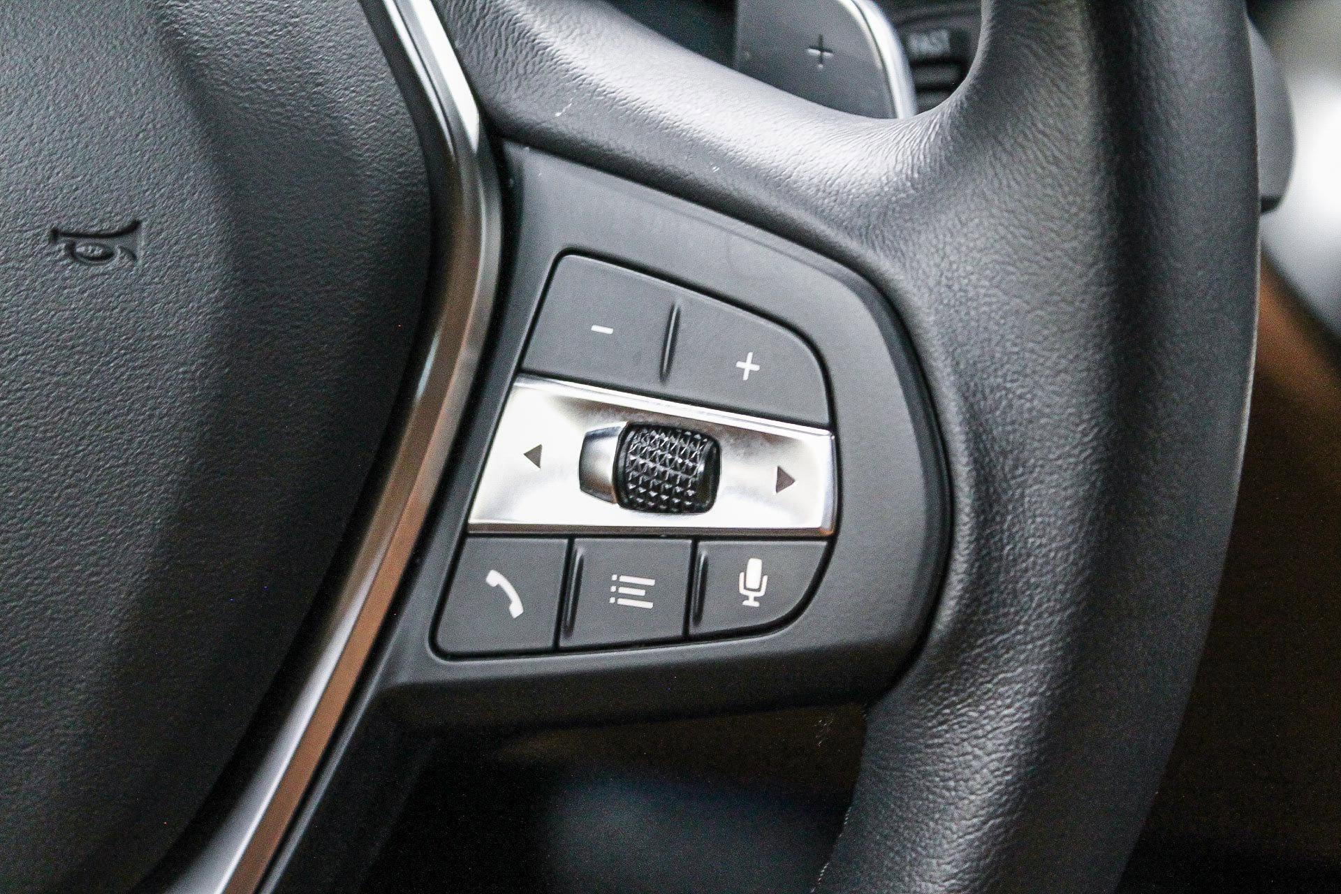 2022 Bmw 330e 3-Series photo 17