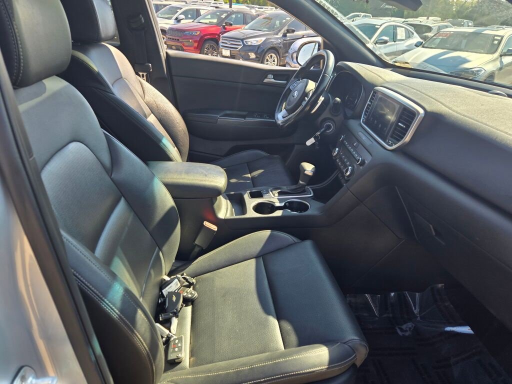 2020 Kia Sportage S photo 4