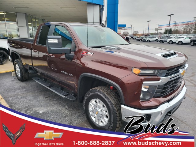 2024 Chevrolet Silverado 3500HD LT's photo